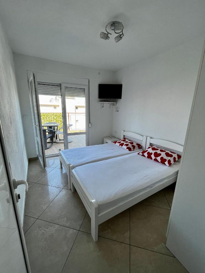 Apartments Apartmani Bojana Utjeha Ngoại thất bức ảnh