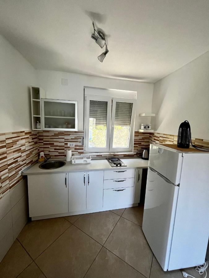 Apartments Apartmani Bojana Utjeha Ngoại thất bức ảnh