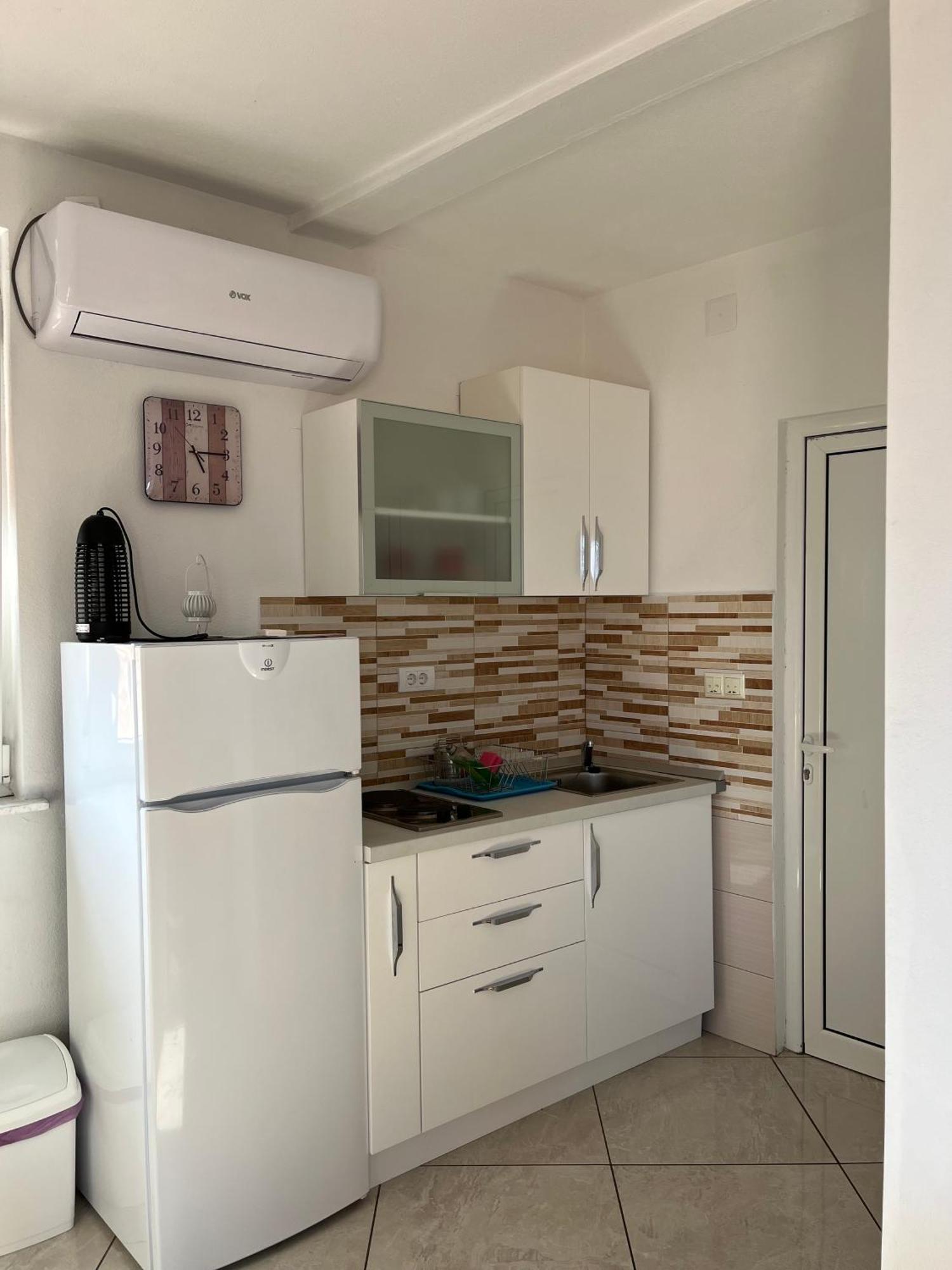 Apartments Apartmani Bojana Utjeha Ngoại thất bức ảnh