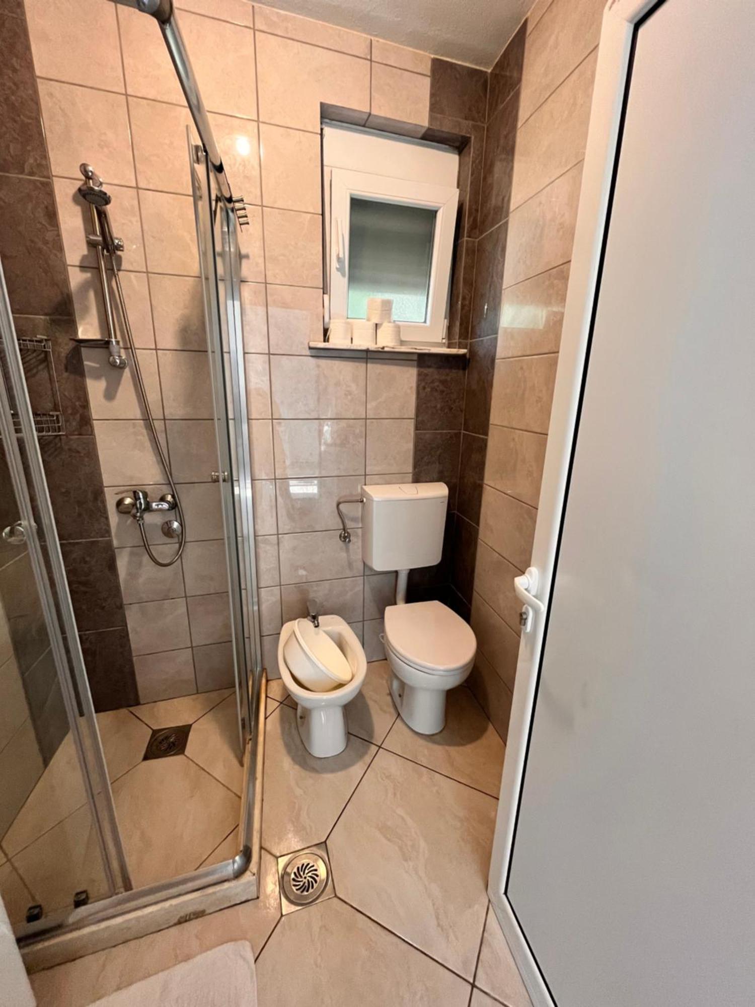 Apartments Apartmani Bojana Utjeha Ngoại thất bức ảnh