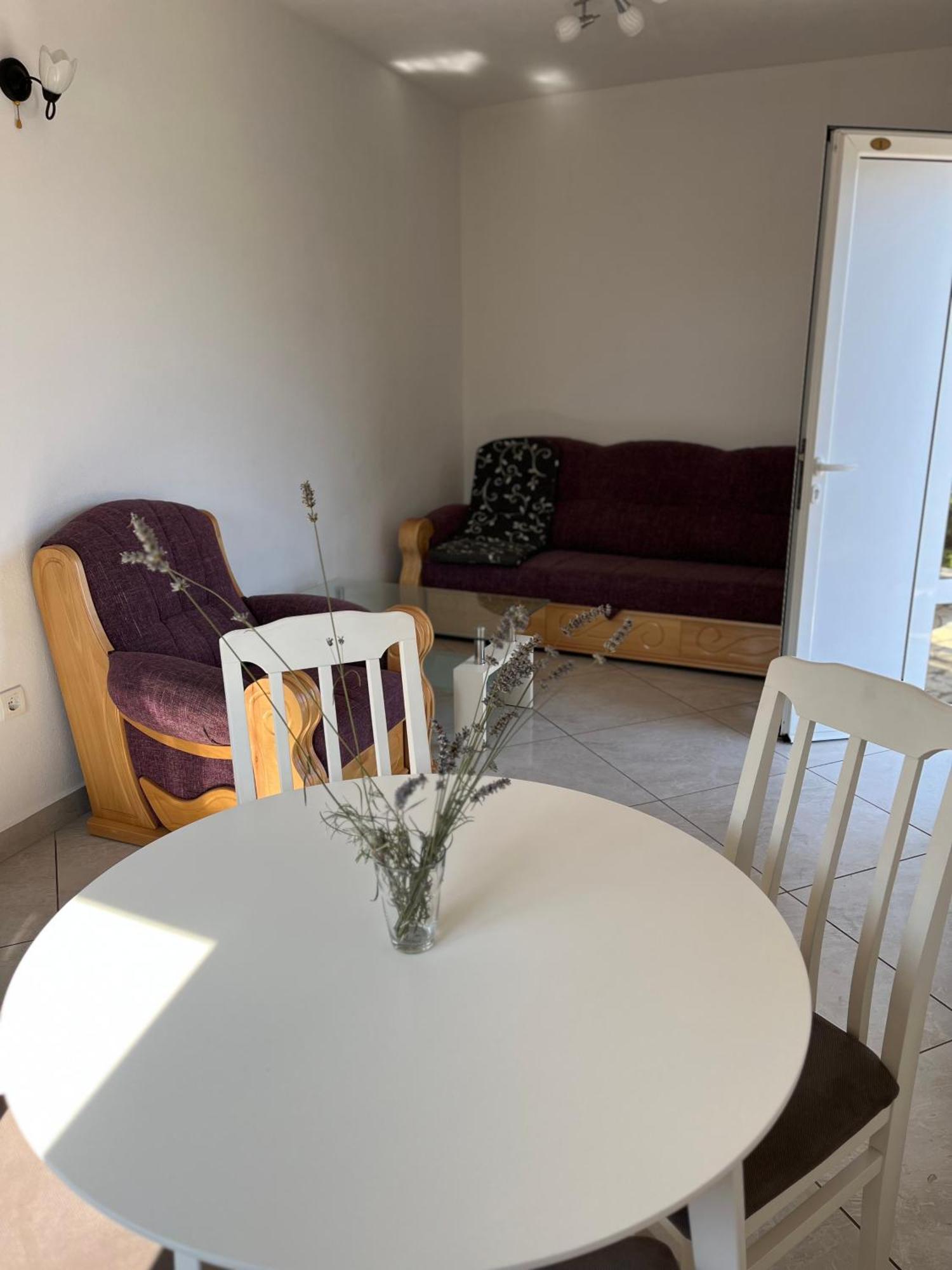 Apartments Apartmani Bojana Utjeha Ngoại thất bức ảnh
